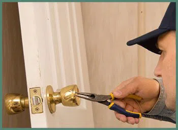 West Hartford Locksmith Store West Hartford, CT 860-544-9073 - Locksmith-around-Me